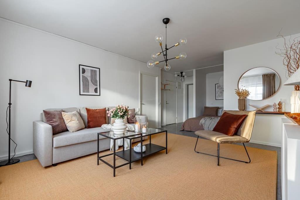 Affordable Studio In Trendy Sofo, Construction Work Estocolmo Exterior foto